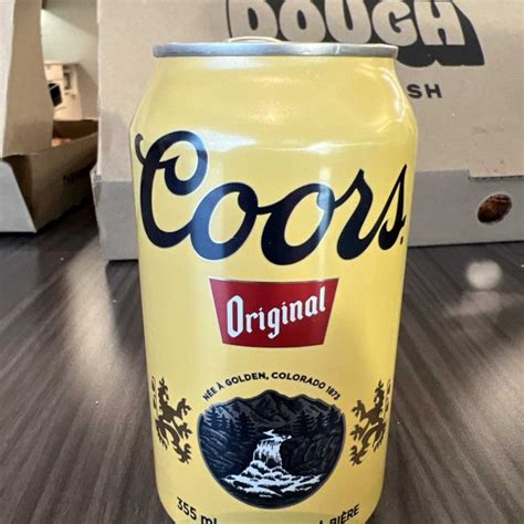 Coors Banquet vs. Coors Original: What Is the。